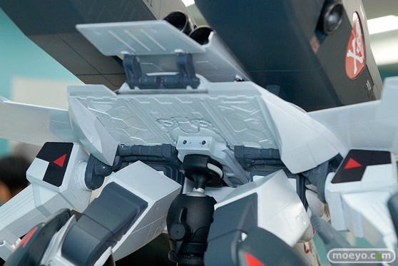 マックスファクトリーのPLAMAX MF-25 minimum factory VF-1 スーパー/ストライク ガウォーク バルキリーの新作プラモデル彩色サンプル画像13