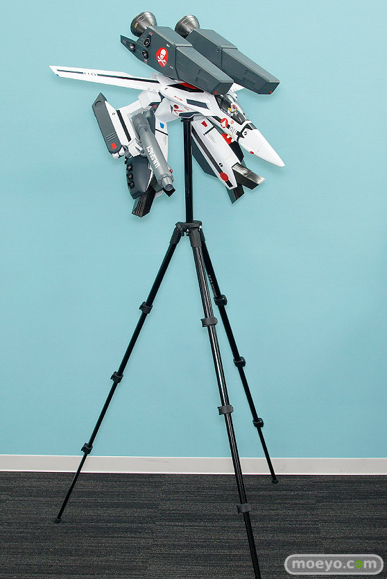 マックスファクトリーのPLAMAX MF-25 minimum factory VF-1 スーパー/ストライク ガウォーク バルキリーの新作プラモデル彩色サンプル画像15