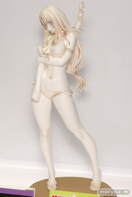 オーキッドシードのクイーンズブレイド トモエの新作フィギュア無彩色サンプル画像03