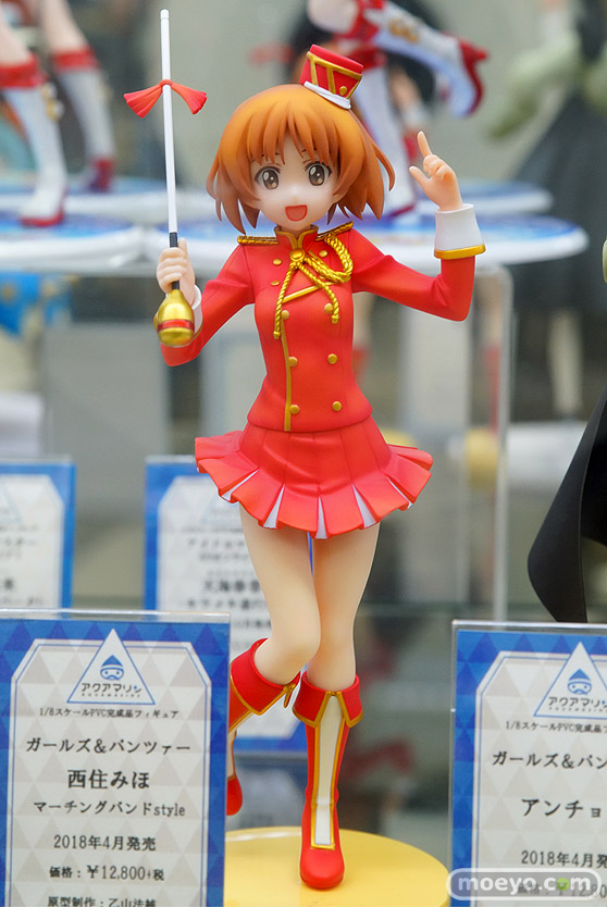 秋葉原の新作フィギュア展示の様子07