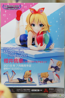 秋葉原の新作フィギュア展示の様子06