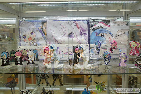 秋葉原の新作フィギュア展示の様子10