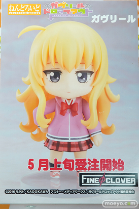 秋葉原の新作フィギュア展示の様子05