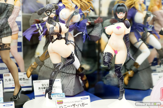 秋葉原の新作フィギュア展示の様子41