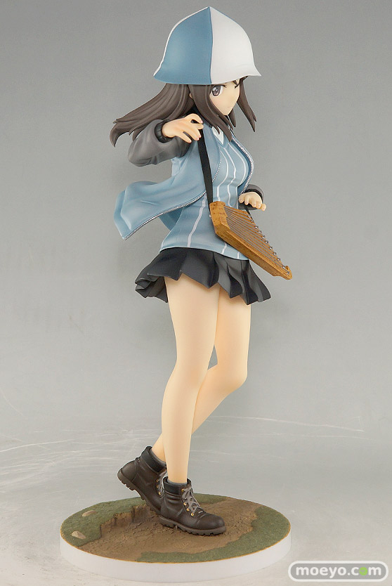 ウェーブのドリームテック ガールズ＆パンツァー 劇場版 ミカ パンツァージャケットVer.の新作フィギュア製品版パンツ画像02