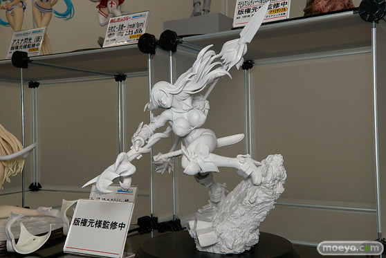 オルカトイズのフェアリーテイル エルザ・スカーレット（仮）の新作フィギュア無彩色サンプル画像03