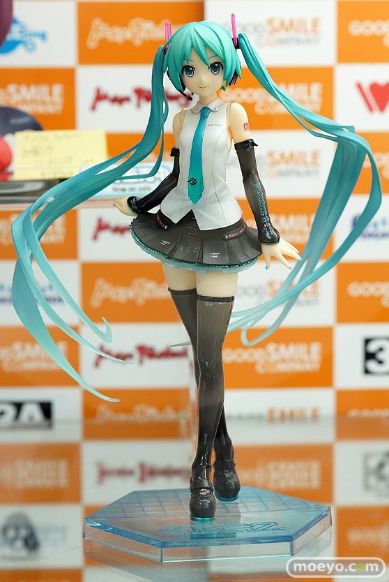 秋葉原の新作フィギュア展示の様子36