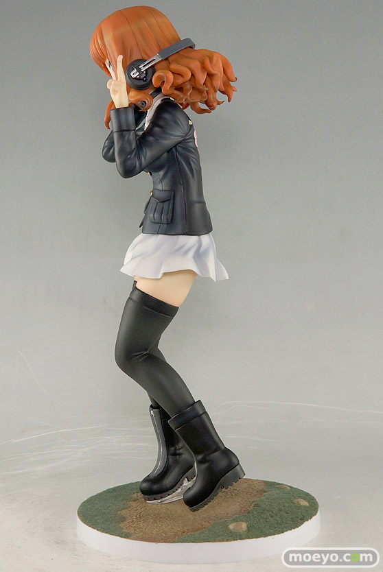 ウェーブのガールズ＆パンツァー 劇場版 武部沙織 パンツァージャケットVer.の新作フィギュア製品版パンツ画像07