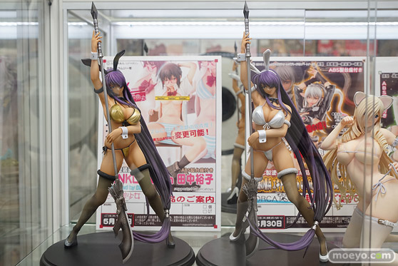秋葉原の新作フィギュア展示の様子06
