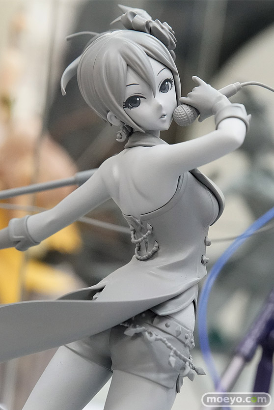 秋葉原の新作フィギュア展示の様子04