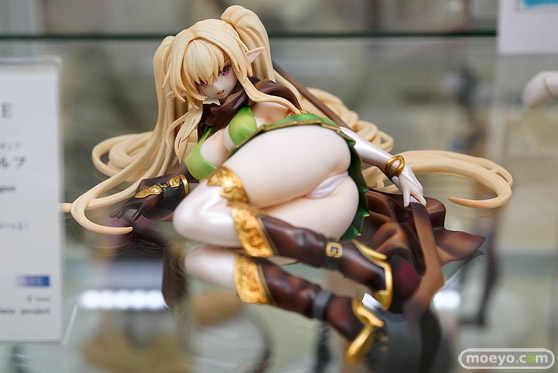 秋葉原の新作フィギュア展示の様子11