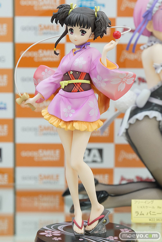 秋葉原の新作フィギュア展示の様子24