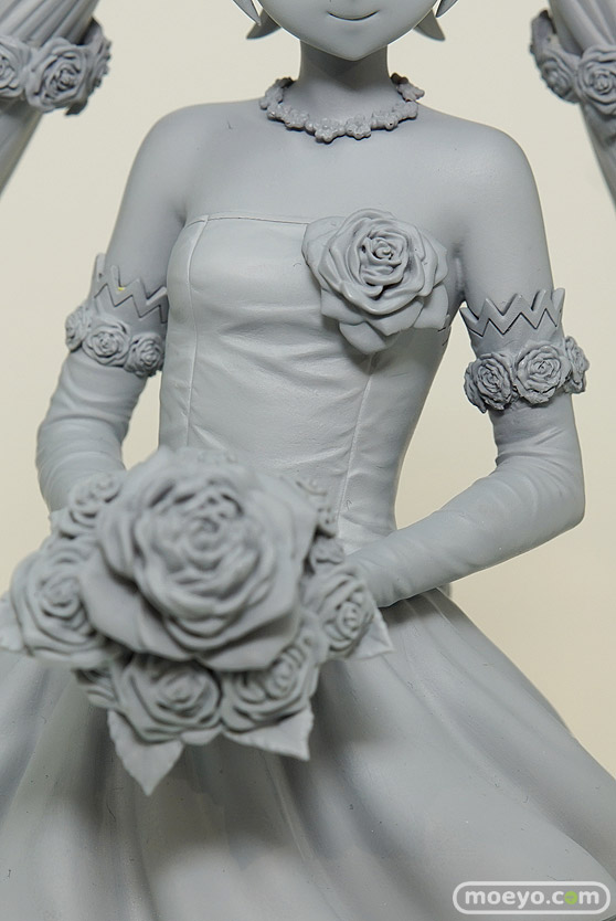 フリーイングの初音ミク ウェディングドレスVer.の新作フィギュア原型画像08