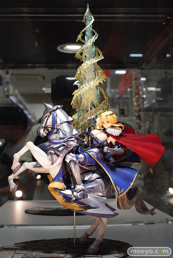秋葉原の新作フィギュア展示の様子06