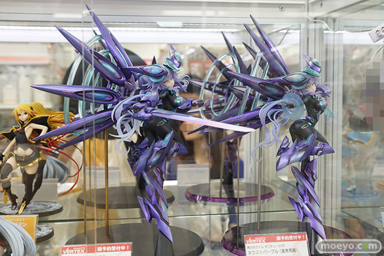 秋葉原の新作フィギュア展示の様子09