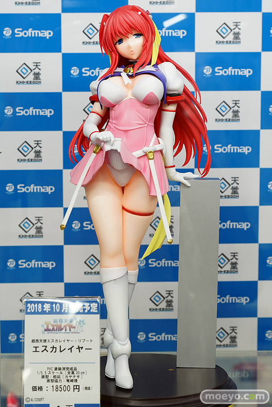 秋葉原の新作フィギュア展示の様子23