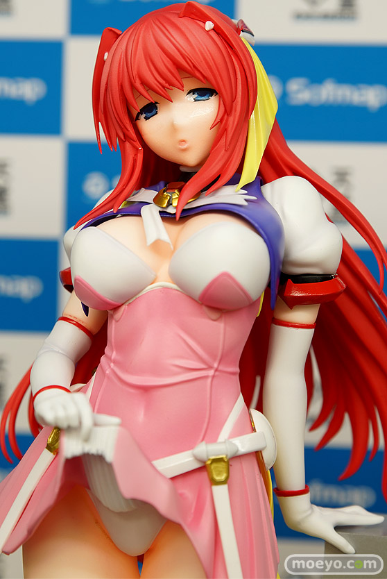 秋葉原の新作フィギュア展示の様子24