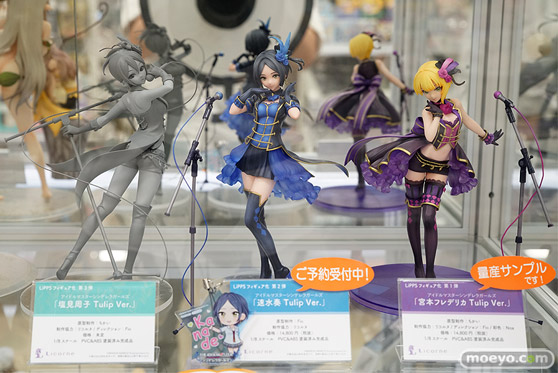 秋葉原の新作フィギュア展示の様子01