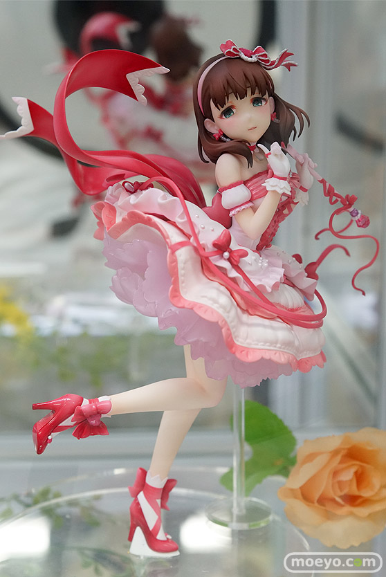 秋葉原の新作フィギュア展示の様子06