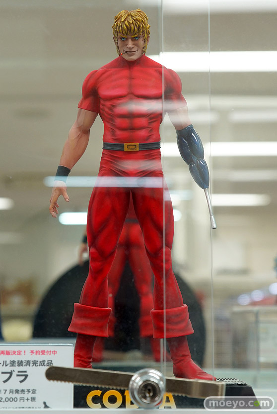 秋葉原の新作フィギュア展示の様子14