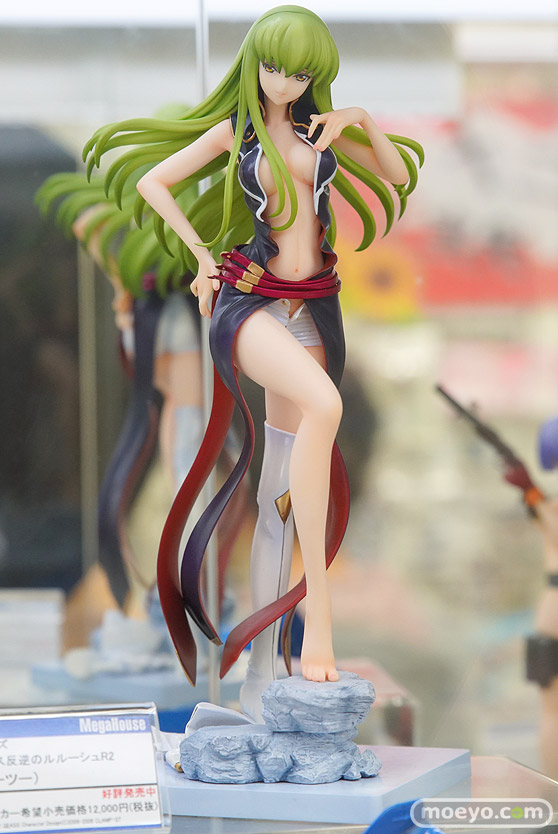 秋葉原の新作フィギュア展示の様子20