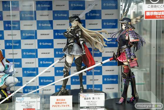 秋葉原の新作フィギュア展示の様子30