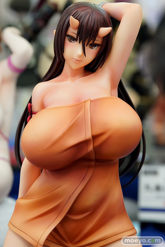 秋葉原の新作フィギュア展示の様子48