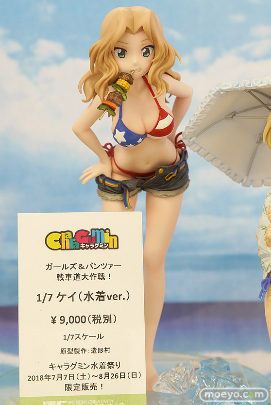 秋葉原の新作フィギュア展示の様子54