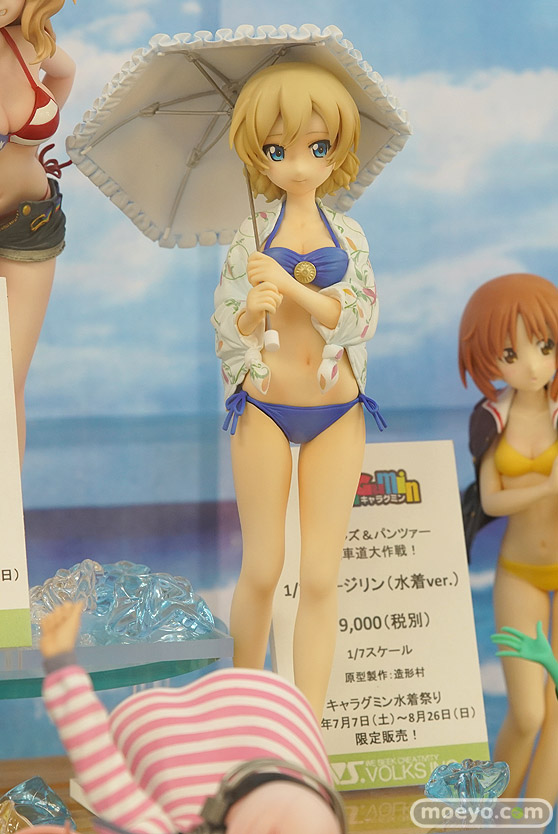 秋葉原の新作フィギュア展示の様子56