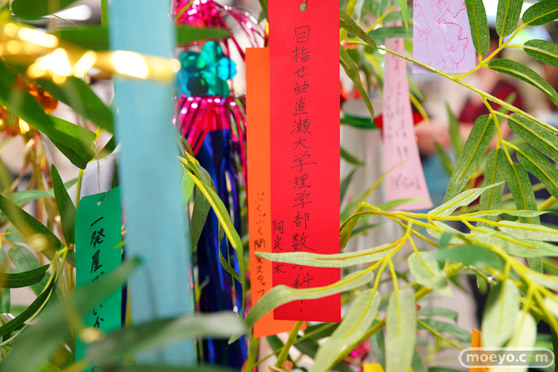 JR秋葉原駅にて〈物語〉シリーズ「七夕展示」の開催12