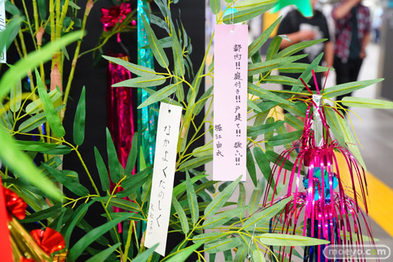 JR秋葉原駅にて〈物語〉シリーズ「七夕展示」の開催18