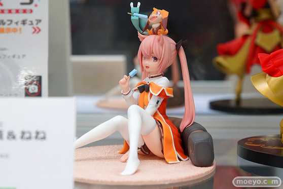 秋葉原の新作フィギュア展示の様子17