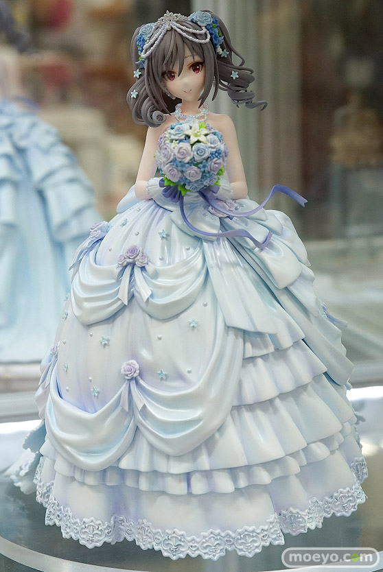 秋葉原の審査すフィギュア展示の様子01