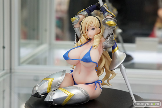 秋葉原の審査すフィギュア展示の様子15