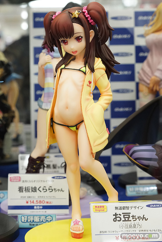 秋葉原の審査すフィギュア展示の様子59