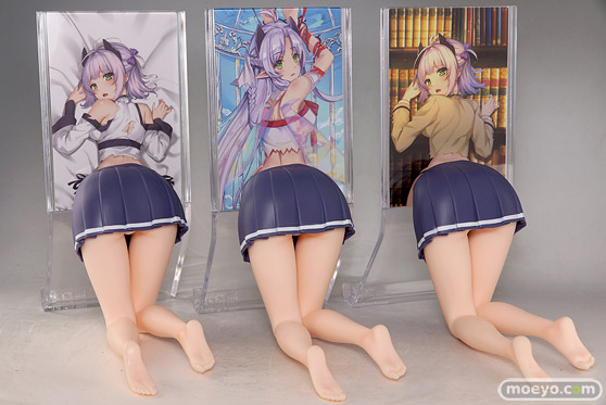 ケイタイ娘のお尻丸出しサンプル画像01