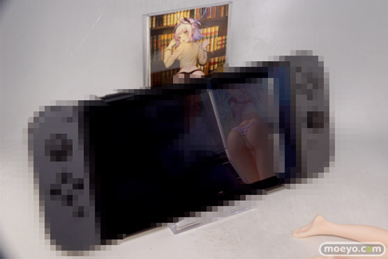 ケイタイ娘のお尻丸出しサンプル画像36