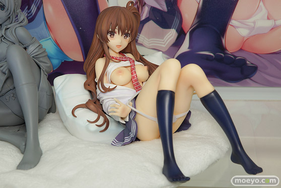 スカイチューブの新作フィギュア　天海杏 illustration by 深崎暮人 の監修中原型画像01