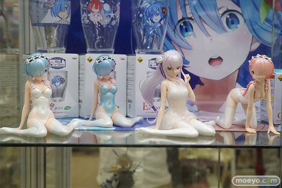 秋葉原の新作フィギュア展示の様子17