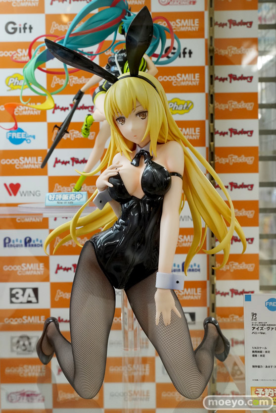 秋葉原の新作フィギュア展示の様子19