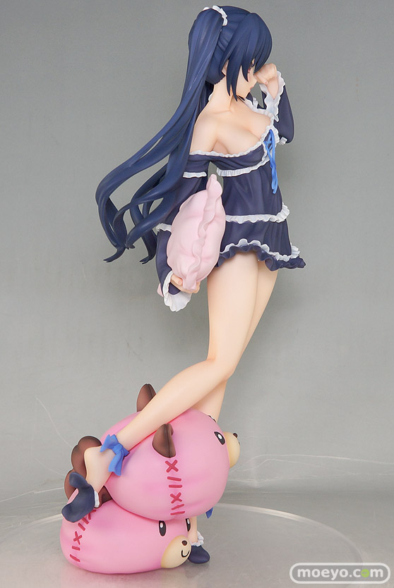 ブロッコリーの新作フィギュア　超次元ゲイム ネプテューヌ ノワール 寝起きVer.　の新作フィギュア彩色サンプル撮りおろし画像03