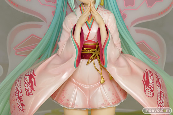 グッドスマイルレーシングの新作フィギュア 初音ミク GTプロジェクト レーシングミク Tony 晴着Ver. の彩色サンプル画像06
