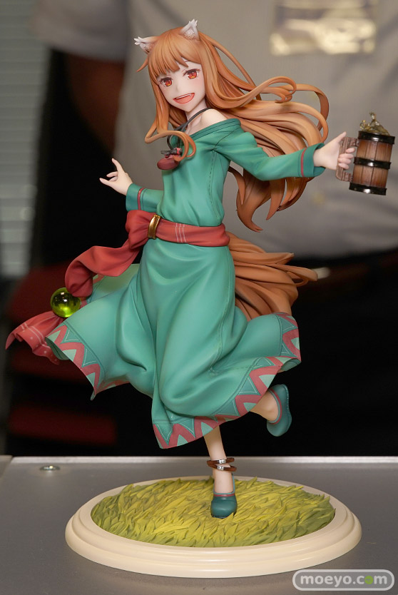 リボルブの新作フィギュア 狼と香辛料 ホロ 狼と香辛料10周年記念Ver. の彩色サンプル画像01