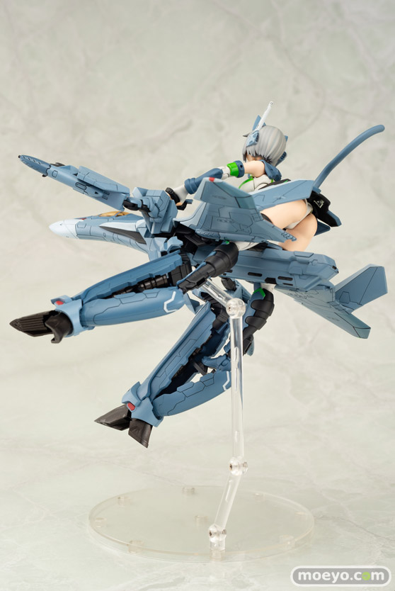 アオシマの新作プラモデル ACKS V.F.G. マクロスΔ VF-31A カイロス　の彩色サンプル画像04