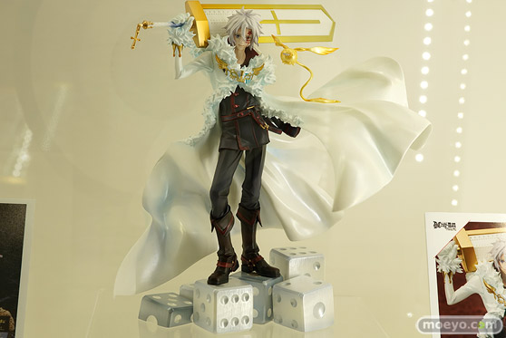 秋葉原の新作フィギュア展示の様子05