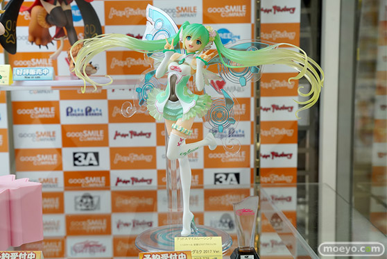 秋葉原の新作フィギュア展示の様子46