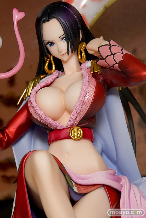 メガハウスの新作フィギュア Portrait.Of.Piratesワンピース“NEO-MAXIMUM” “海賊女帝”ボア・ハンコック 彩色サンプル画像05