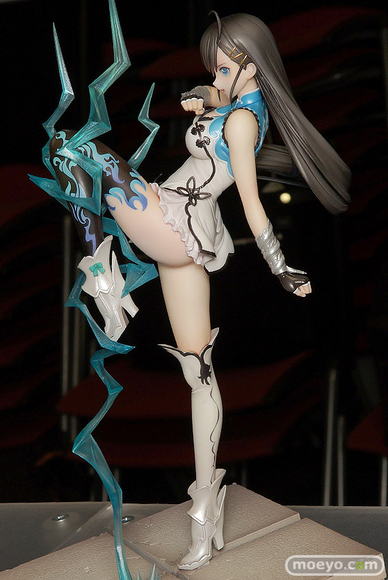 アクアマリンのブレードアークス from シャイニングEX 白き雷龍 パイロンの新作フィギュアPVCサンプル画像03