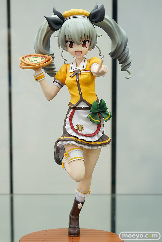 秋葉原の新作フィギュア展示の様子07