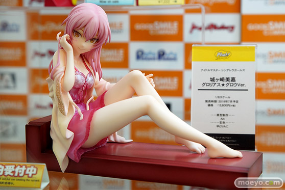 秋葉原の新作フィギュア展示の様子22